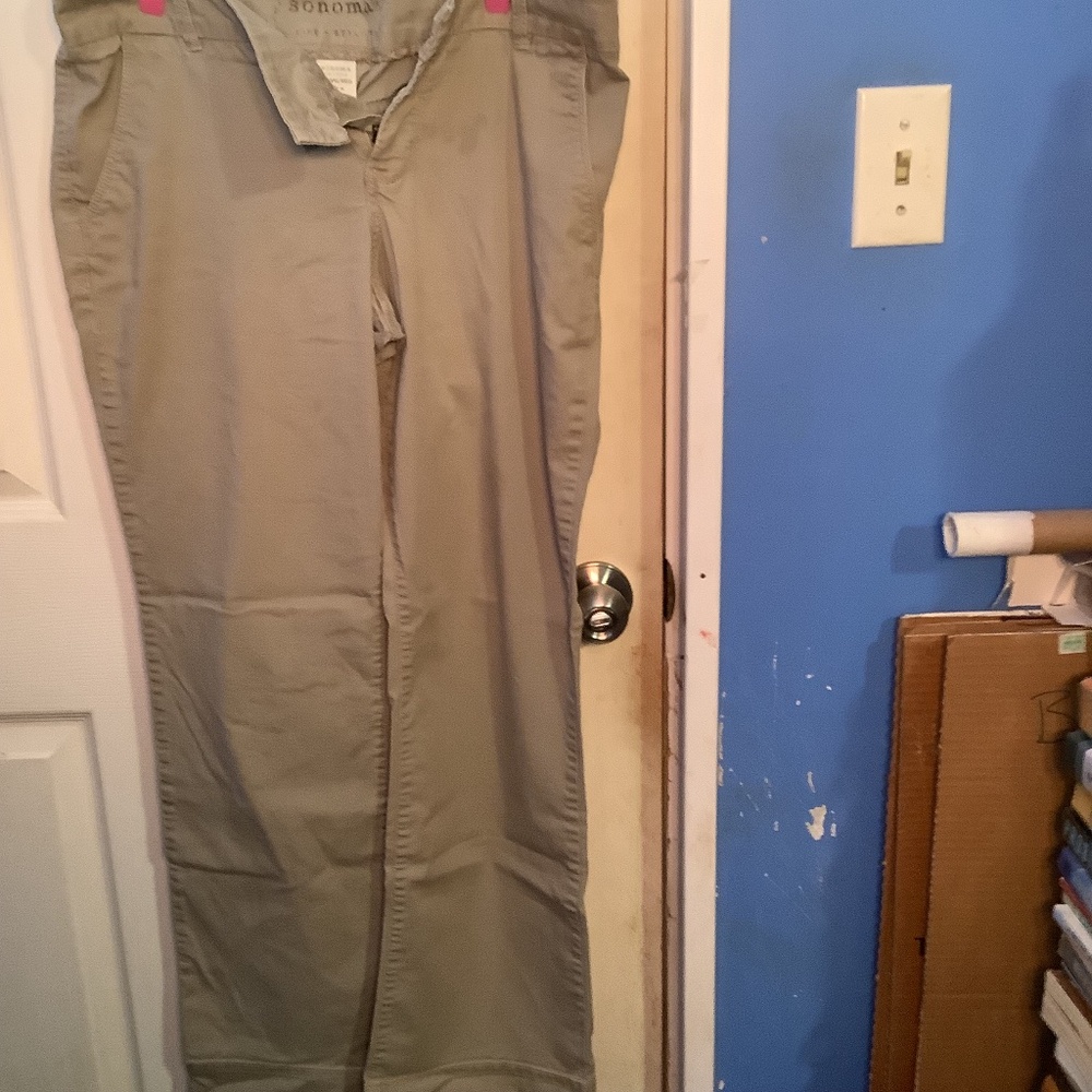 Women’s Sonoma Khaki pants BOOT CUT Size 10